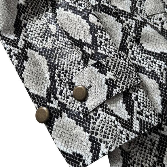 NWT Choosy Elizabeth Faux Snakeskin Coat Belted Women's Sizes M - Picture 10 of 12